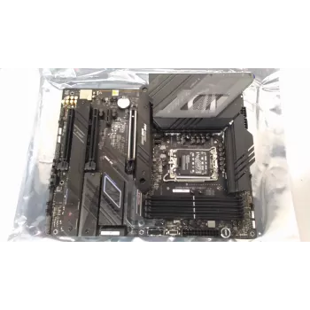 Płyta główna ASUS ROG STRIX Z790-F GAMING WIFI, Intel Z790, LGA1700, ATX (UŻYWANA, ODNOWIONA, BEZ ORYGINALNEGO OPAKOWANIA I AKCESORIÓW, W ZESTAWIE TYLKO PANEL TYLNY I ANTENA)