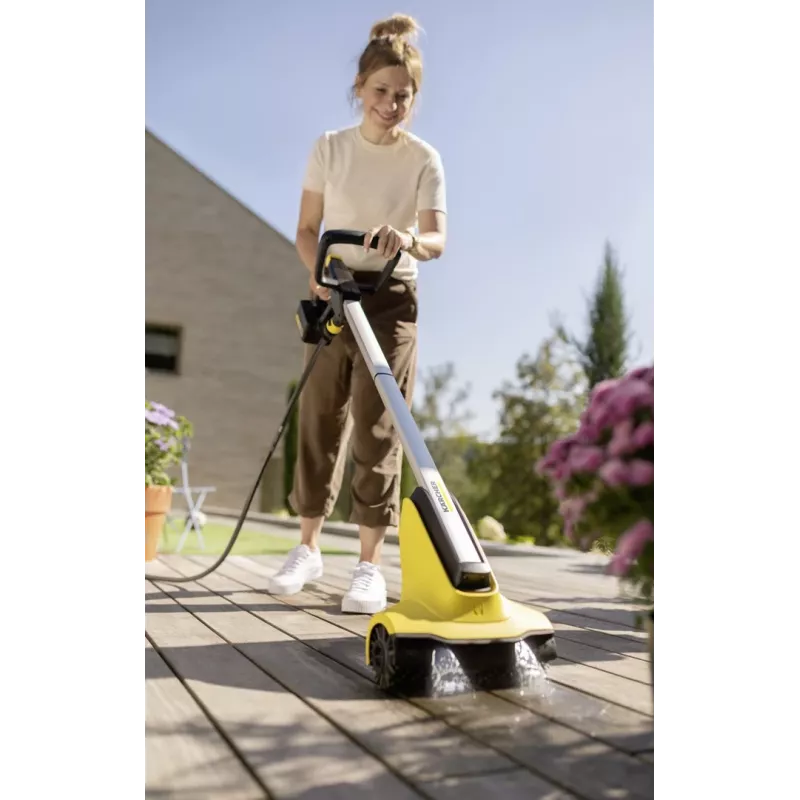 Pressure washer Karcher 1.644-011.0 — battery, 10 bar, 180 l/h, compact, 2.5 Ah Li-Ion