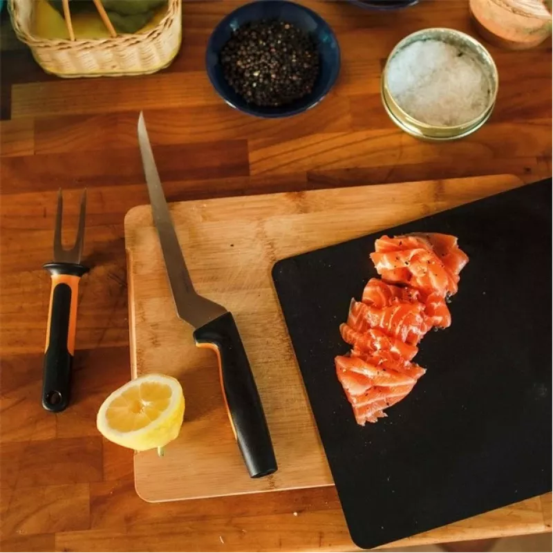 Nóż kuchenny Fiskars 1057540 ze stali nierdzewnej 1 szt. Nóż do filetowania