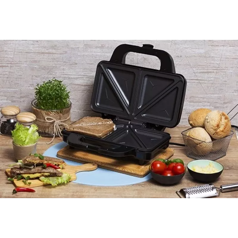 Opiekacz do kanapek Adler AD 3043, 1300 W, płyty z powłoką nieprzywierającą, 2 kanapki, powierzchnia grillowa 285×152 mm, czarny
