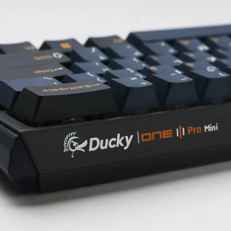 Mechaniczna klawiatura gamingowa Ducky One 3 Pro Mini — Hot-Swap, Cherry MX czerwony, 8000 Hz