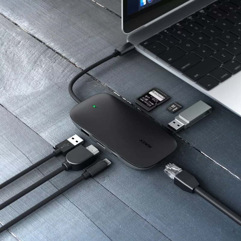 Stacja dokująca do laptopa AUKEY CB-C71 — 3x USB‑C (USB 3.2 Gen1), HDMI, RJ‑45, MicroSD, USB PD 100 W, kabel 0,15 m, czarna