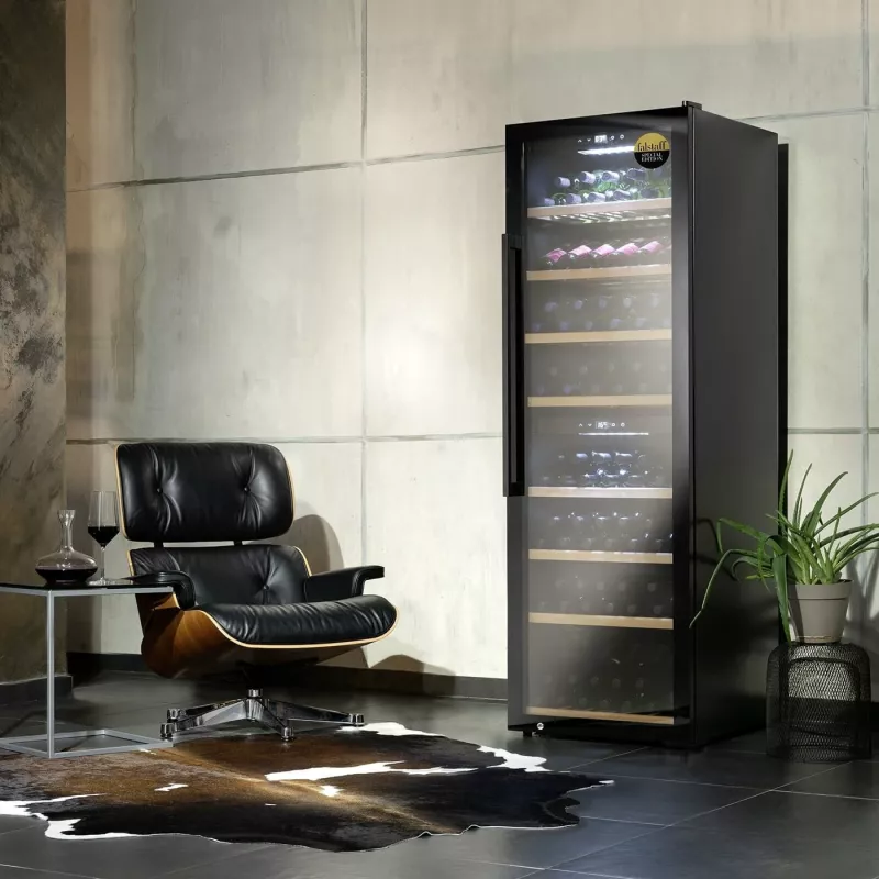 Caso | Smart Wine Cooler | WineExclusive 180 | Energy efficiency class G | Showcase | Free standing | Bottles capacity 180 bottles | Cooling type Compressor technology | Czarny