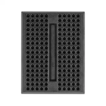 Płytka prototypowa DELOCK 18317 — plastikowa, bezzłączowa płytka prototypowa, 36×46×10 mm, czarna