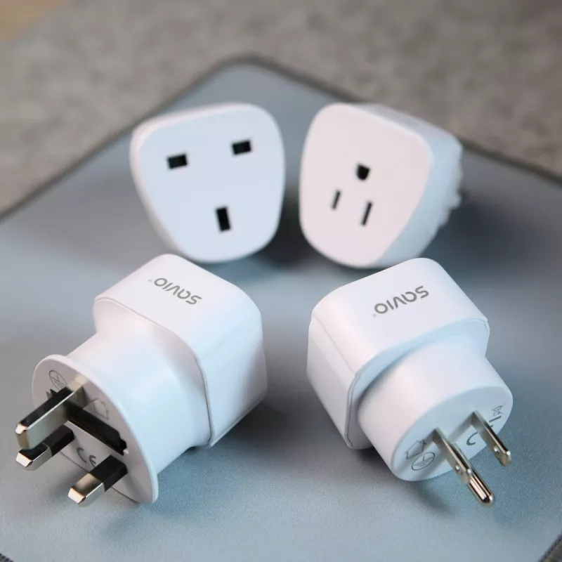Adapter podróżny AP-04 SAVIO