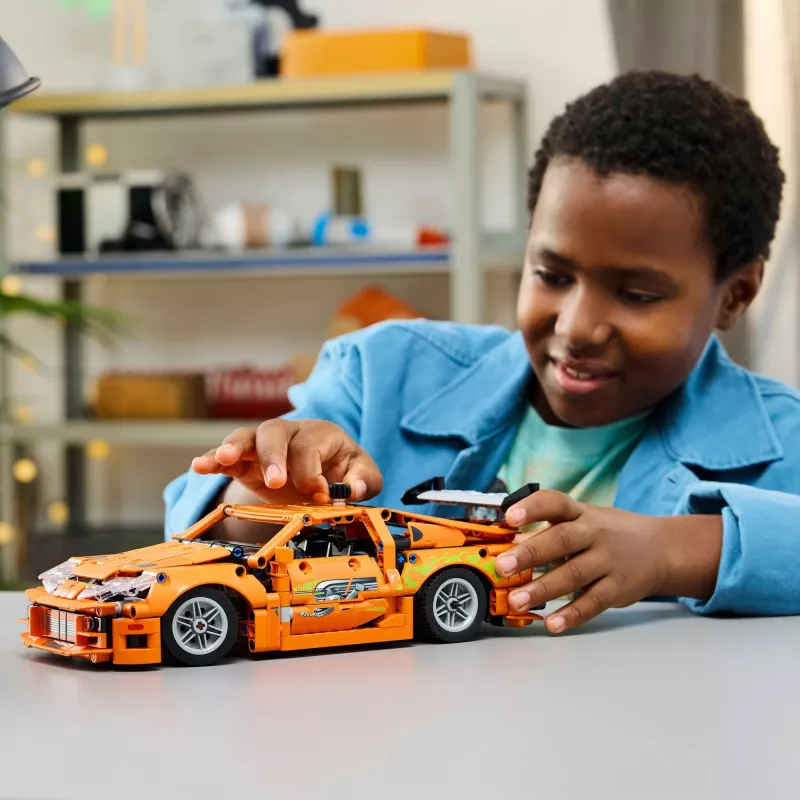 LEGO TECHNIC 42204 Fast and Furious Toyota Supra MK4
