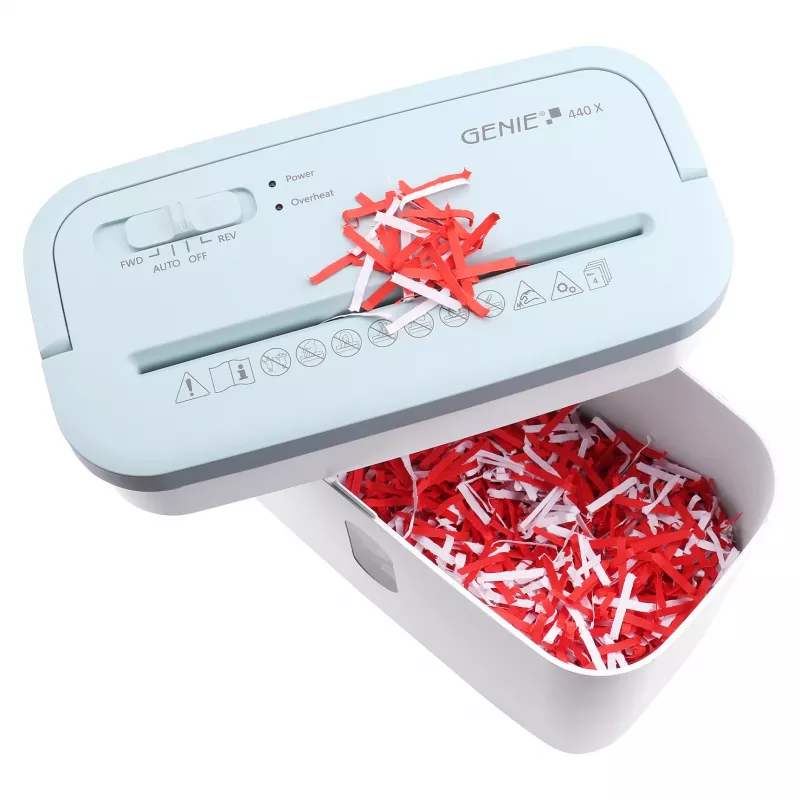 Niszczarka do papieru Genie 440 X niebieski — cięcie poprzeczne 4 x 38 mm, kosz 8 L, 300 W