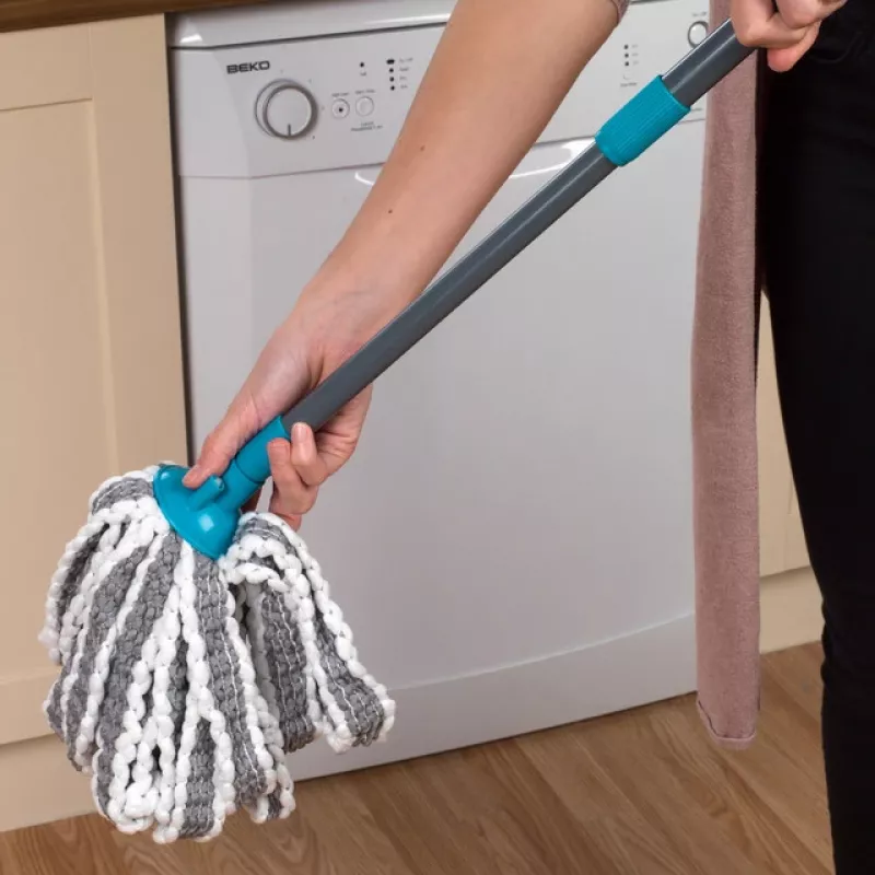 Teleskopowy mop Beldray LA049179UFFEU7 z wkładem Antibac, regulowany uchwyt