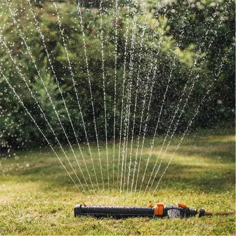 Fiskars 1027028 zraszacz wodny Zraszacz oscylacyjny Czarny, Pomarańczowy