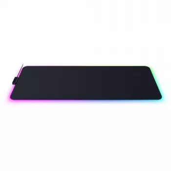 Podkładka pod mysz gamingowa Razer Strider Chroma – powierzchnia poliestrowa, 370×900 mm, czarna, wielokolorowe podświetlenie
