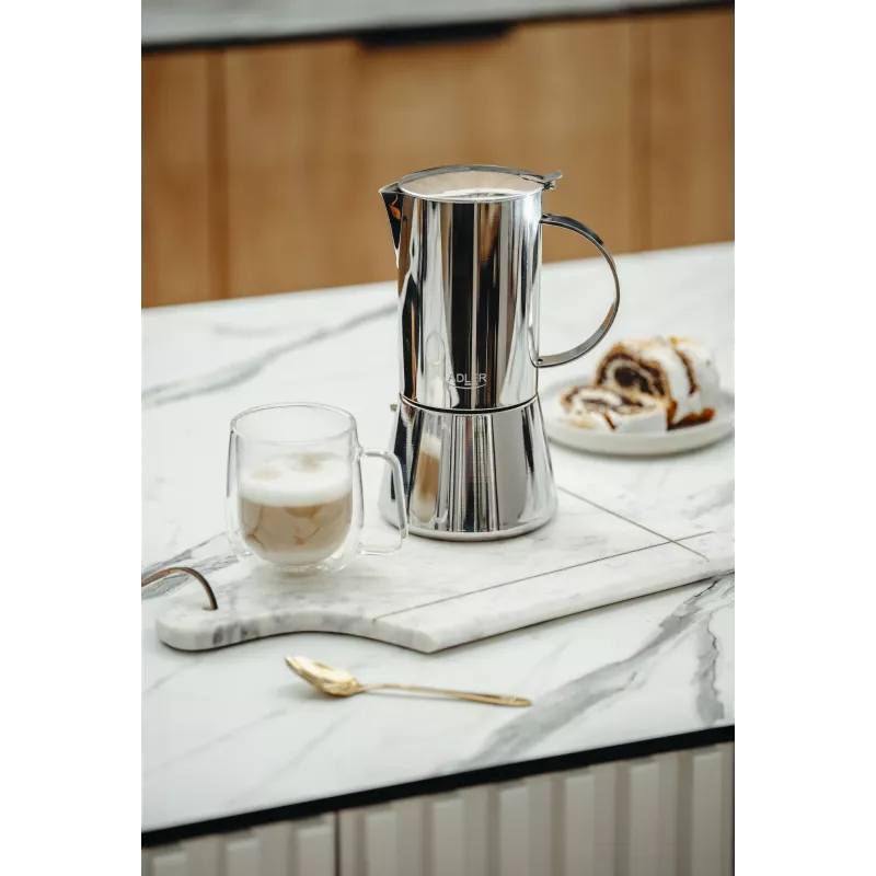 Ekspres do kawy espresso Adler AD 4419 — korpus z stali nierdzewnej, kompaktowy rozmiar