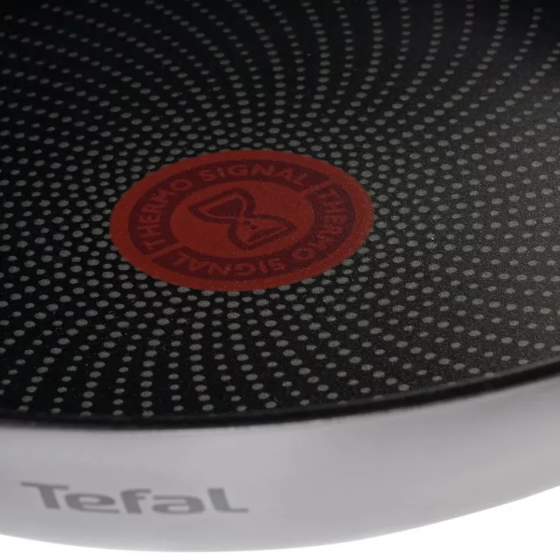Uniwersalna patelnia Tefal Intuition B8170644, okrągła, 28 cm, czarna, bez PFOA