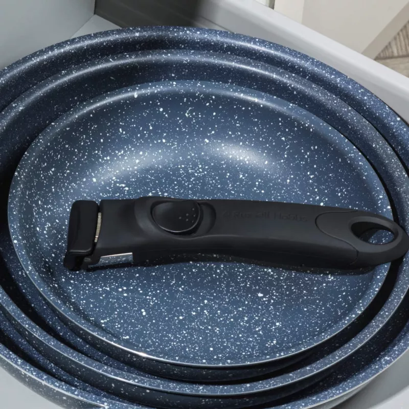 Uchwyt do patelni Russell Hobbs RH03280EU7 Smart Clip – wymienny uchwyt do patelni i pokrywek rondli