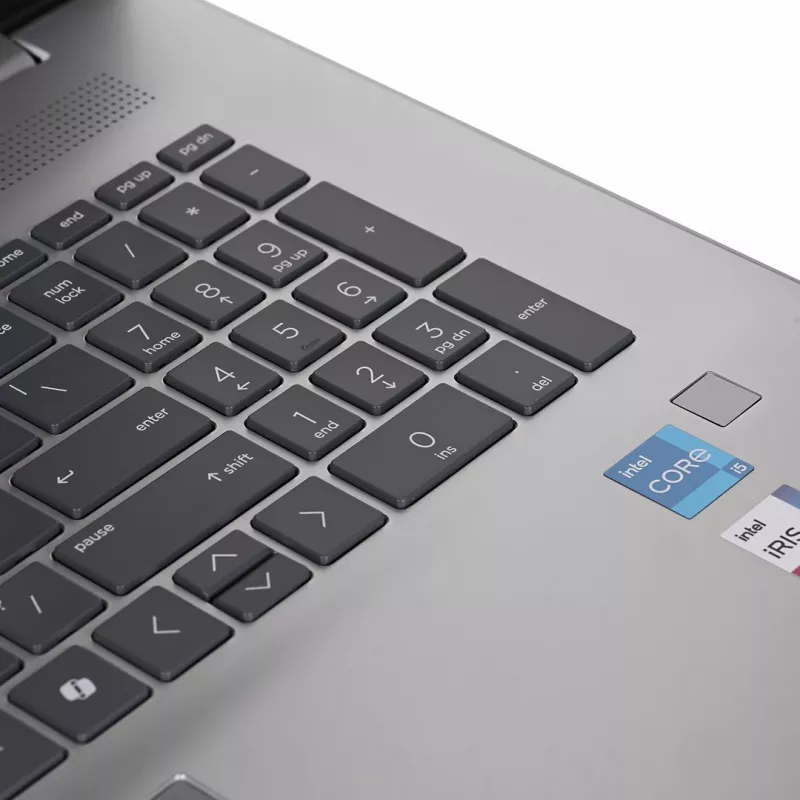HP 17-CN3068CL i5 1334U 17.3 FHD AG 8GB SSD512 BT BLKB FPR Win11 Srebrny (REPACK) 2Y