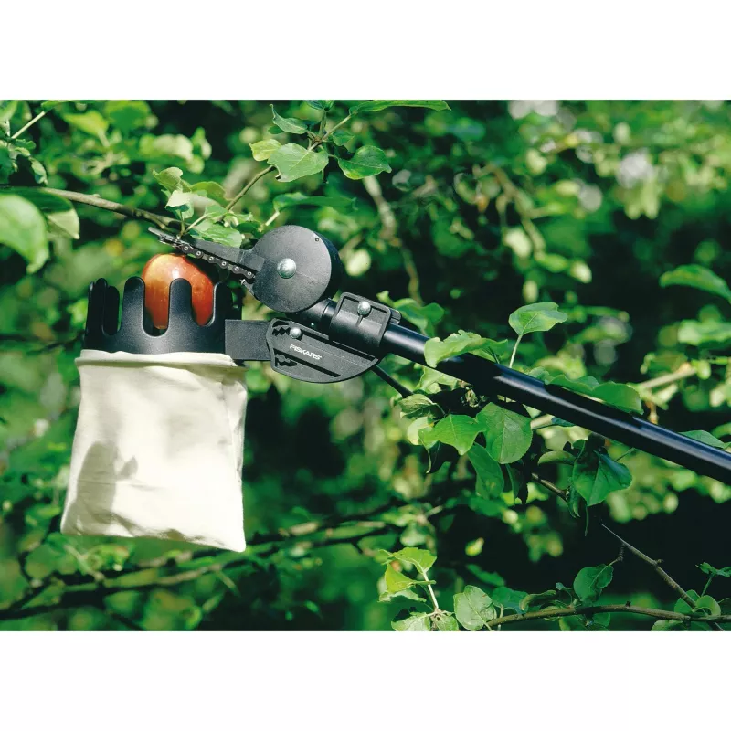 Zbierak do owoców Fiskars, długość 290 mm, czarno-biały, plastik wzmocniony włóknem szklanym i bawełna (110970)