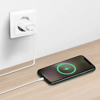 Adapter gniazdkowy USB-A, 5W, 5V/1A, 1xUSB-A biały