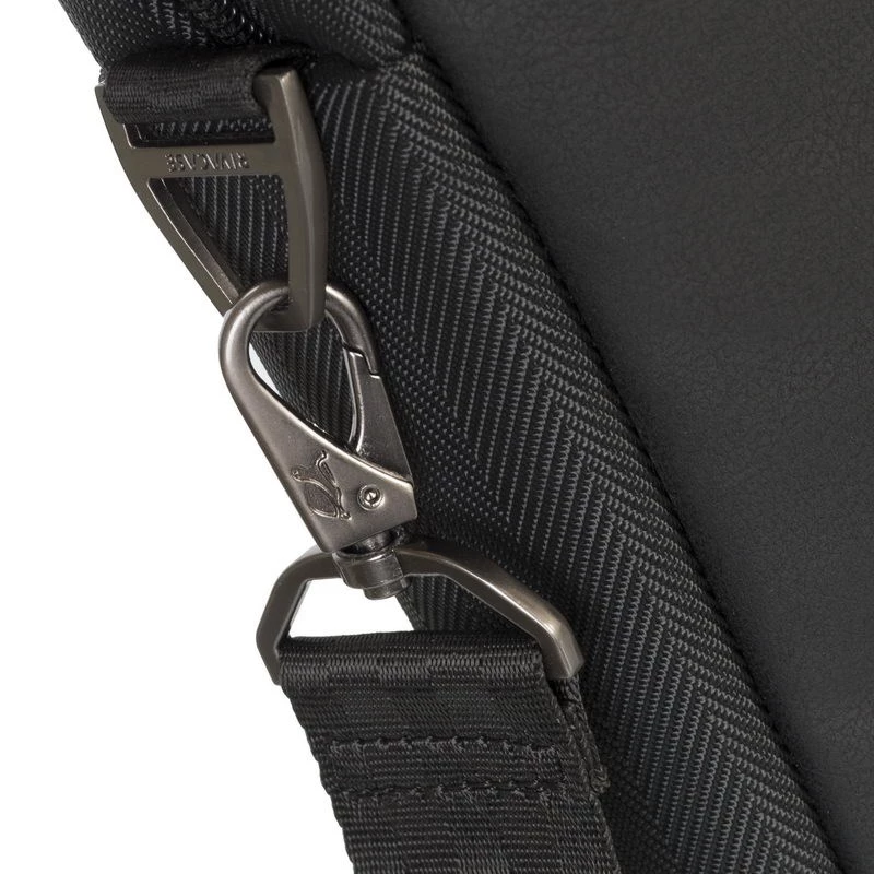 Teczka Rivacase 8135 39,6 cm (15,6 cala) Czarna
