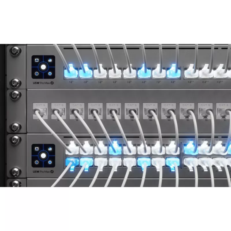Przewód sieciowy Ubiquiti UACC-Cable-Patch-EL-0.15M-W Cat6, przezroczysty biały