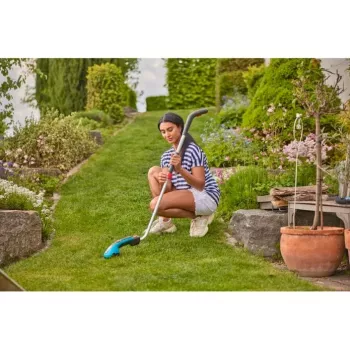 Bezprzewodowe nożyce do trawy Gardena 9886-20 8 cm 3,6 V litowo-jonowe turkusowe
