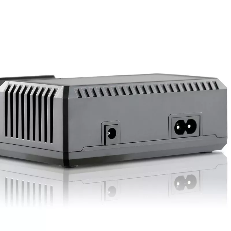 everActive UC-4200 Uniwersalna ładowarka sieciowa AC 12V 3A, obsługuje AA/AAA/C/9V, 4 ogniwa, czarna, wbudowany wyświetlacz
