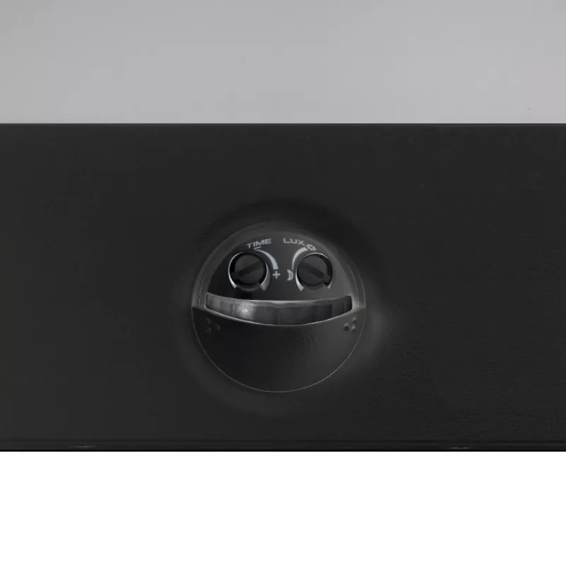 Lampa LED z czujnikiem zmierzchowym MACLEAN MCE344B — zintegrowany czujnik zmierzchowy, energooszczędne oświetlenie LED