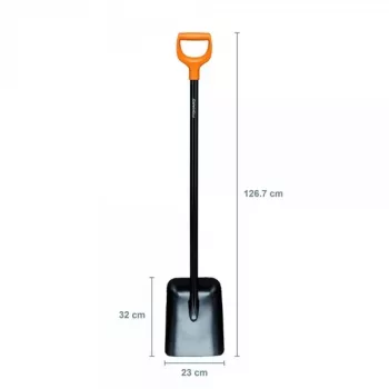Solidna metalowa łopata Fiskars z uchwytem w kształcie litery D
