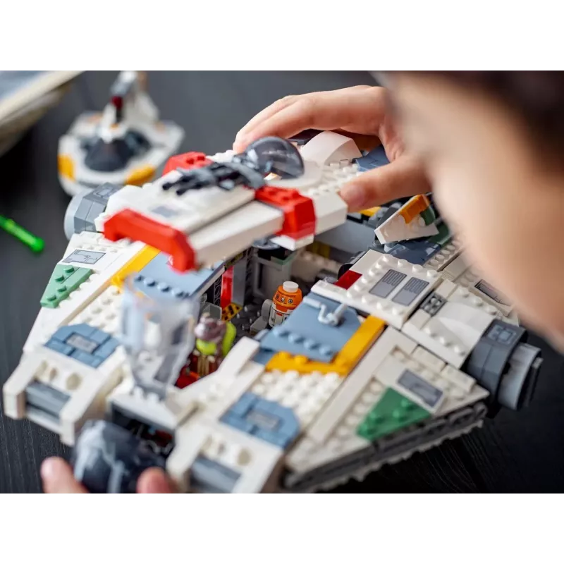 LEGO Star Wars playset 75357 — The Ghost i Phantom II, 1394 elementy, 4 minifigurki, wiek 10+