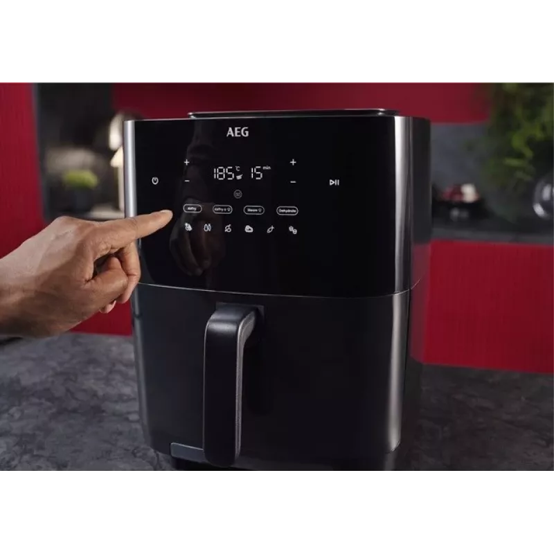 Frytkownica beztłuszczowa AEG AAF7SB — 6,9 l, 1700 W, cyfrowe sterowanie dotykowe, czarna