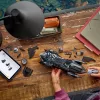 Zestaw konstrukcyjny LEGO DC Super Heroes Batman Forever Batmobile 76304 — 909 elementów, 1 minifigurka, zalecany wiek 12+