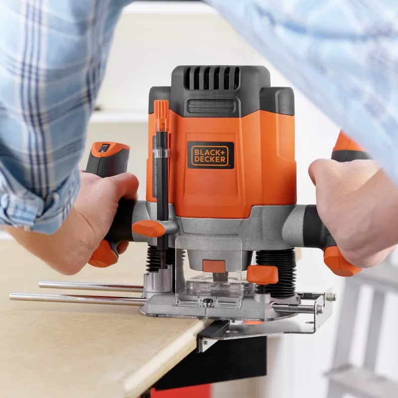 Frezarka górnowrzecionowa Black+Decker KW1200E 1200W 8000 - 28000 obr/min