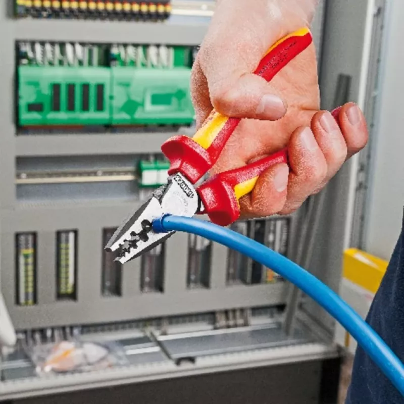 Kombinowane narzędzie do zaciskania przewodów Knipex 97 78 180
