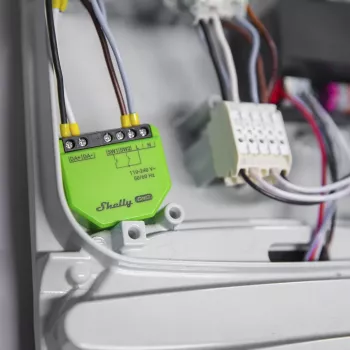 Ściemniacz Shelly DALI Gen3 z obsługą 0–10V, Shelly — bezprzewodowy, 110–240V, czarny plastik