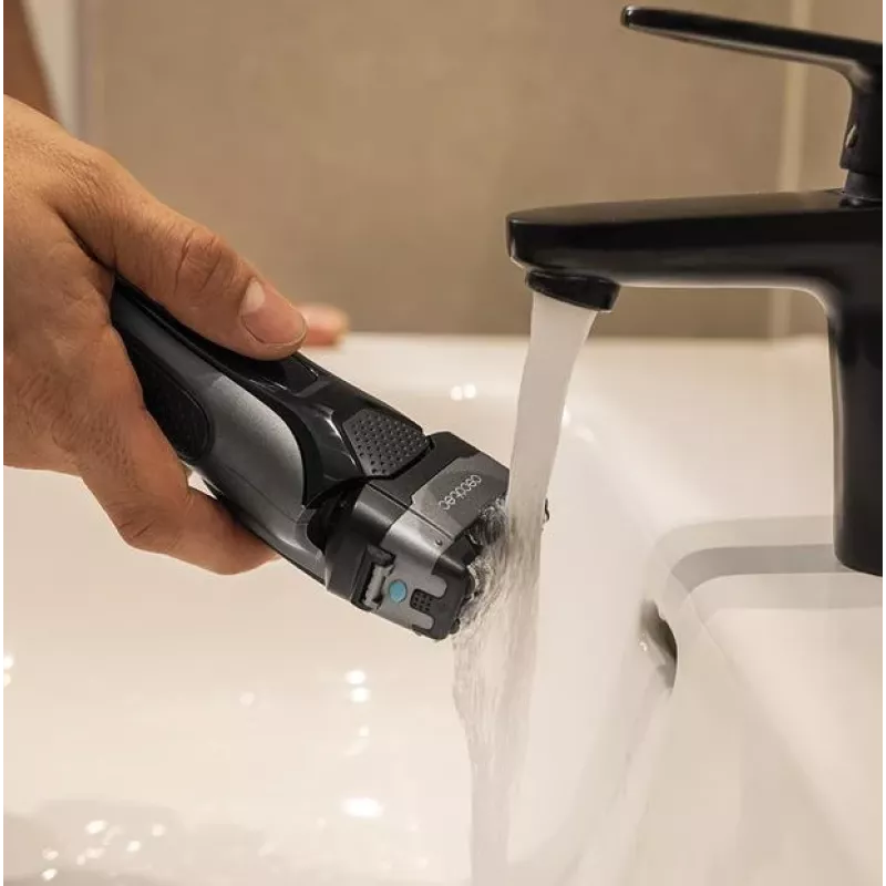 Golarka elektryczna CECOTEC PrecisionCare X-Trimm Triple Shaver — 3 ostrza, wodoodporna