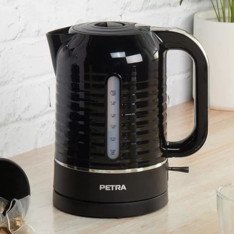Czajnik elektryczny Petra 1.7L 3KW Czarny