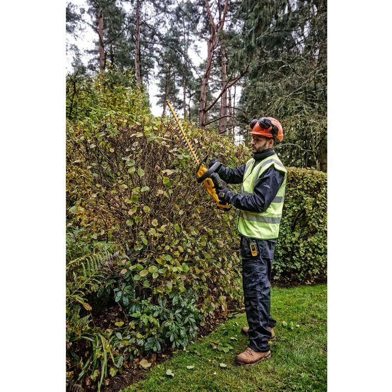 Dewalt 55cm 25mm Gap 18V XR Li-Ion Cordless Hedge Trimmer - Bare Unit