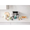Ekspres do kawy Ninja ES701EU — półautomatyczny ekspres do kawy/espresso, wbudowany młynek, zbiornik na wodę 2 l, 1650 W, 25 ustawień mielenia, pojemnik na mleko, pompa 14 bar