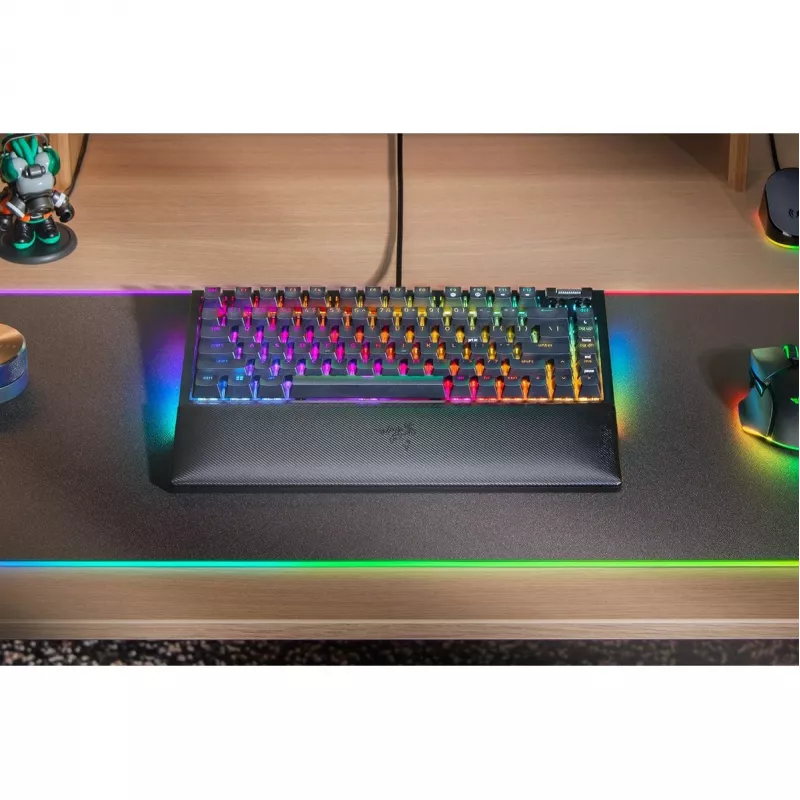 Klawiatura Razer CzarnyWidow V4 Gaming USB QWERTY US English Czarna