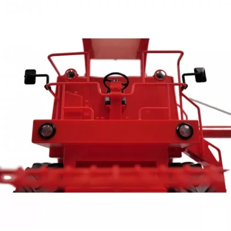 Radio-controlled combine harvester ATA DO-E699 1:16 scale model, Bison R/C