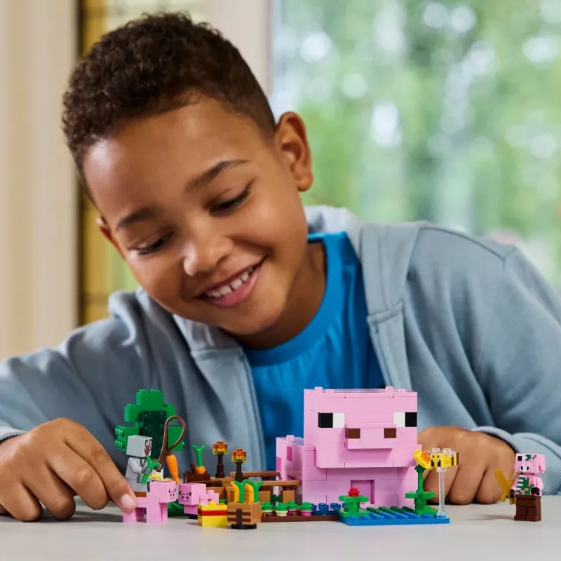 LEGO MINECRAFT 21268 Domek Małej Świnki
