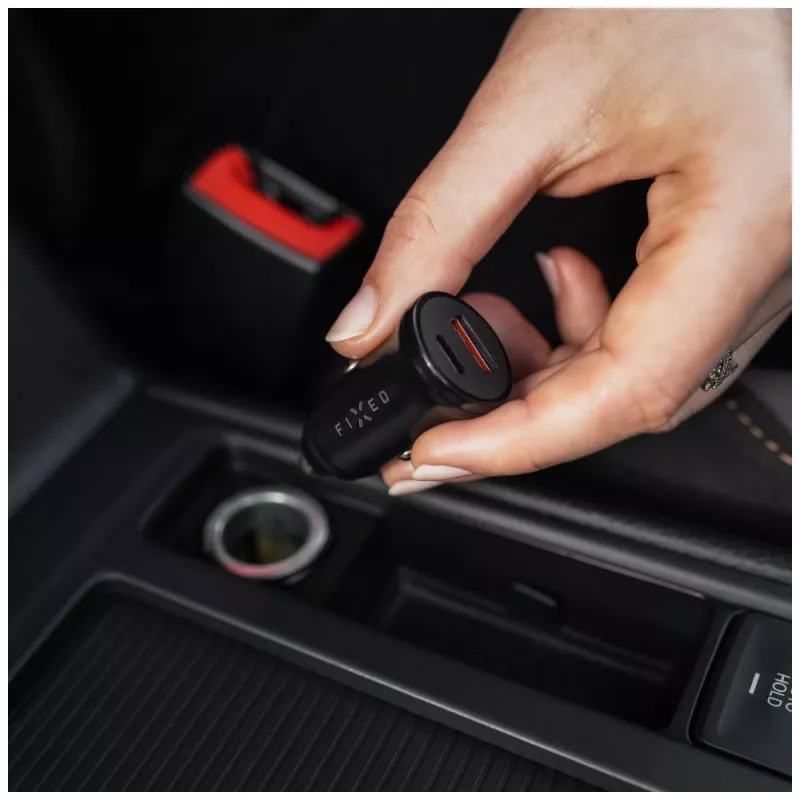 Ładowarka samochodowa FIXED FIXCC20N-CU-BK — porty USB-C i USB-A, moc 20 W, kompaktowa przejściówka do gniazda samochodowego
