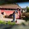 Kick scooter Razor A5 Lux — aluminiowa, 20 cm koła poliuretanowe, składana, regulowana wysokość kierownicy, maks. obciążenie 100 kg, czarna
