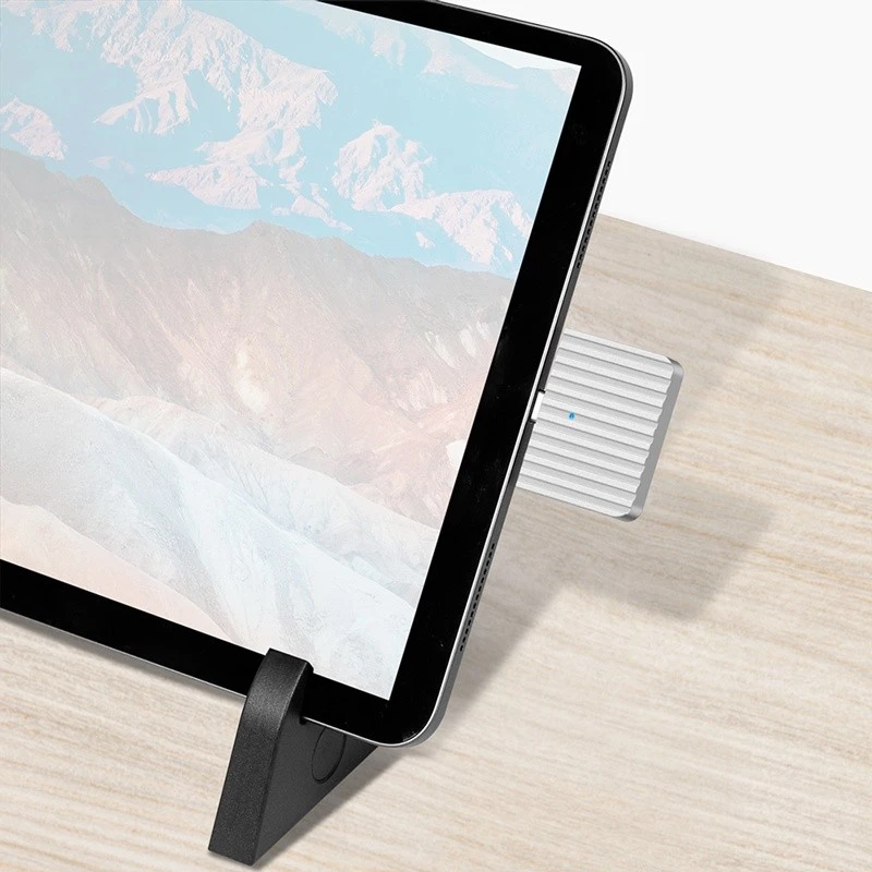 Bardzo mała obudowa SSD USB 3.2 Gen2x1 USB-C NVMe