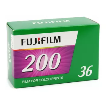 Film Fujifilm 200 135/36 – negatywowy film kolorowy ISO 200, 35 mm, 36 klatek