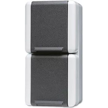 Gniazdko wtykowe JUNG 822 W, 250 V 16 A, wymiary 75×58×151 mm, kolor czarny/biały
