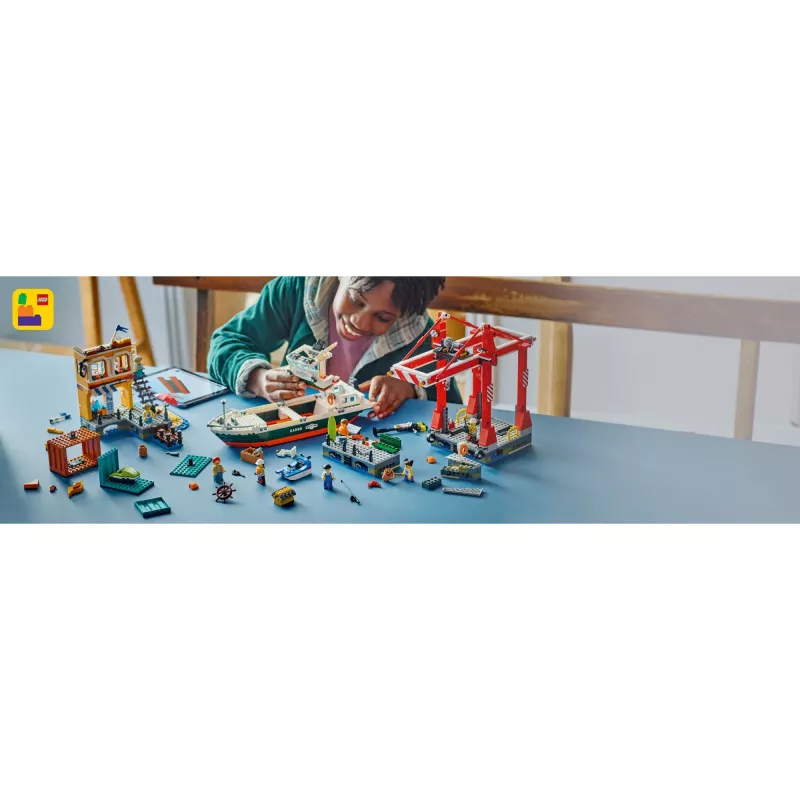 LEGO CITY 60422 Nadmorski port z frachtowcem