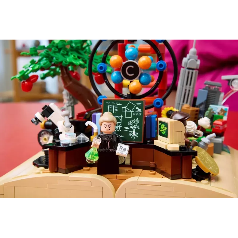 LEGO IDEAS 21355 Ewolucja STEM