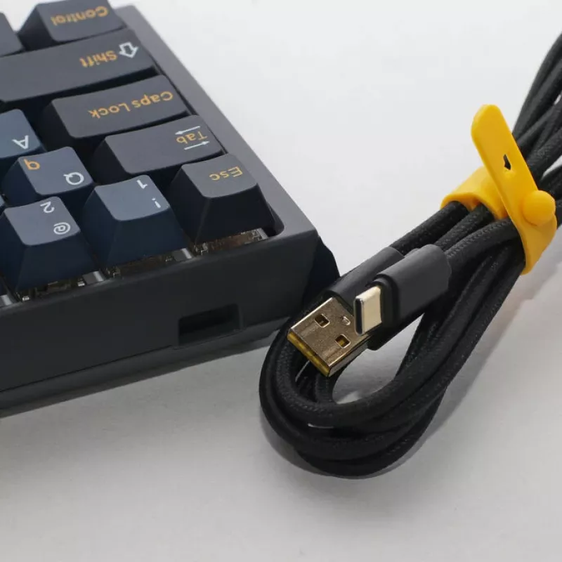 Mechaniczna klawiatura gamingowa Ducky One 3 Pro Mini — 60% Hot-Swap, Cherry MX Brown, 8000 Hz częstotliwość odpytywania