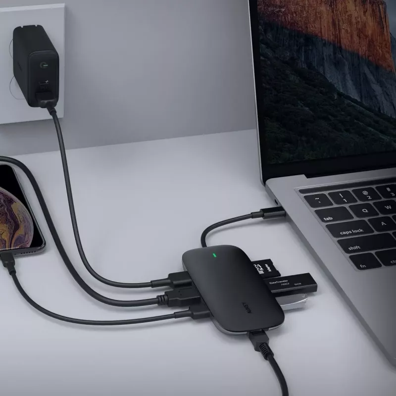 Stacja dokująca do laptopa AUKEY CB-C71 — 3x USB‑C (USB 3.2 Gen1), HDMI, RJ‑45, MicroSD, USB PD 100 W, kabel 0,15 m, czarna