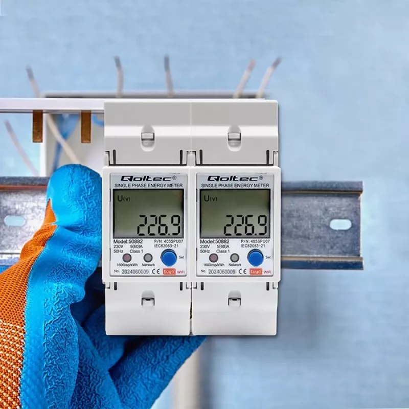 Qoltec 50882 Jednofazowy elektroniczny licznik zużycia energii na szynę DIN | Wi-Fi | TUYA | 230V | LCD