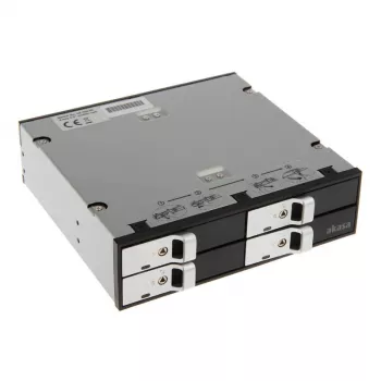 Panel zatoki napędów 2.5 cala Akasa AK-IEN-02 Czarny